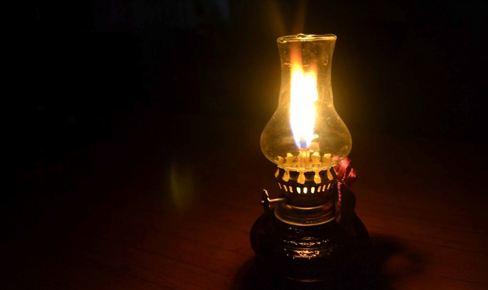 Mơ thấy Đèn Dầu - Chiêm bao thấy Đèn Dầu đánh con gì chuẩn nhất?